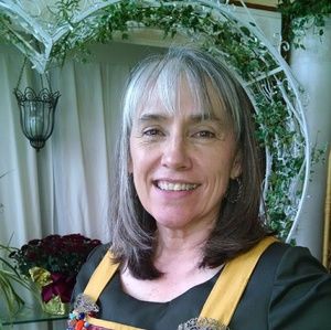 Meet your Posher, Dana